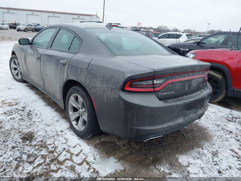 Vin: 2c3cdxhg9hh583417, lot: 44780838, dodge charger sxt rwd 20173