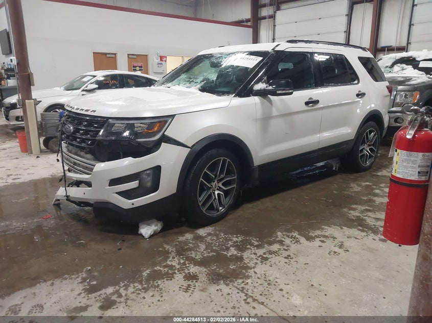 2016 Ford Explorer Sport