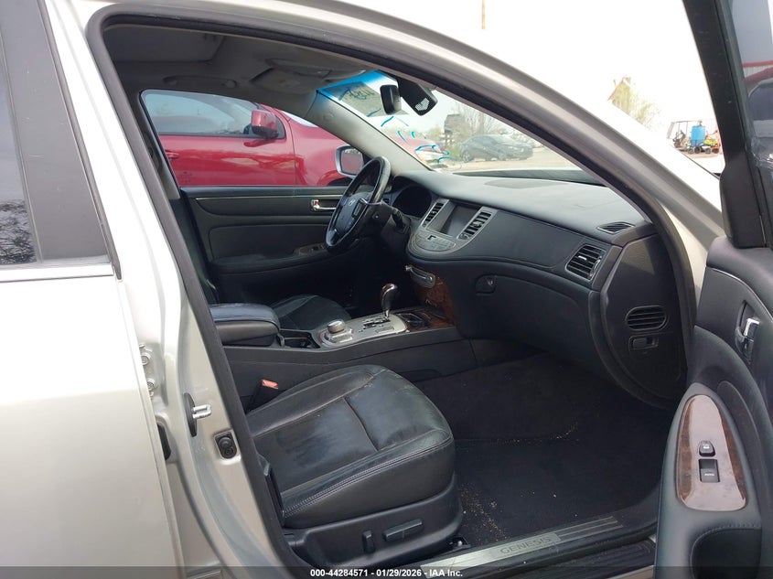 2010 Hyundai Genesis 3.8