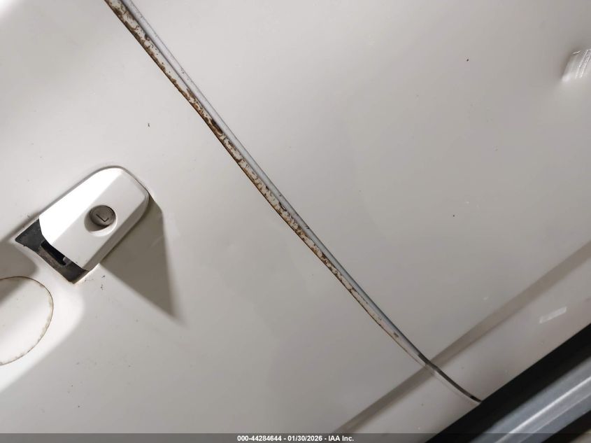 2016 Chevrolet Tahoe Lt VIN: 1GNSCBKC2GR370155 Lot: 44284644