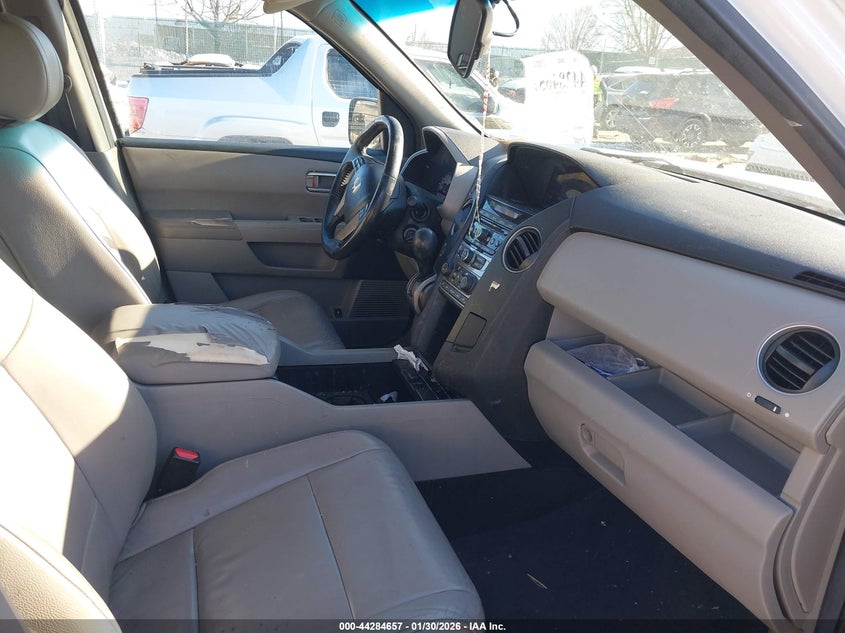 2012 HONDA PILOT auction photo 5