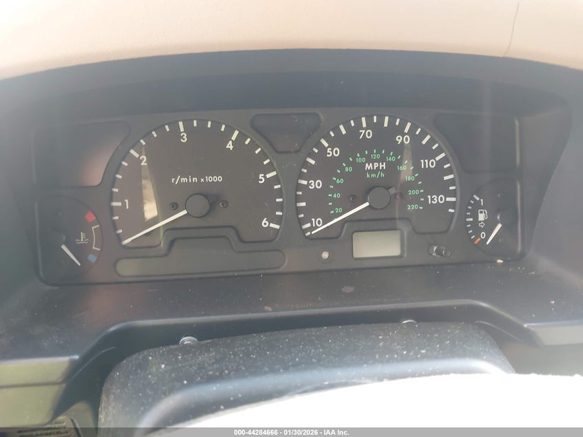 2002 LAND ROVER DISCOVERY SPORT UTILITY VEHICLE 4.0L V-8 , 188HP