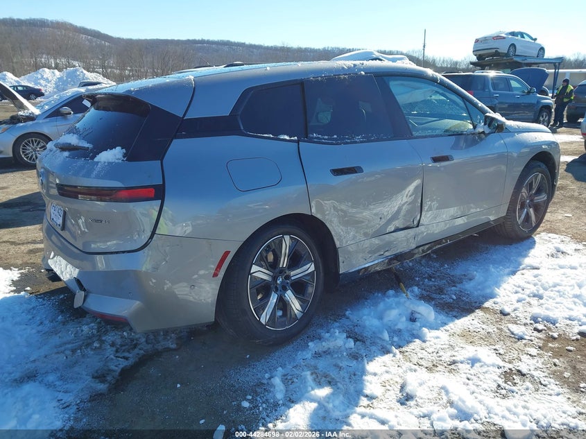 2026 BMW Ix xDrive45