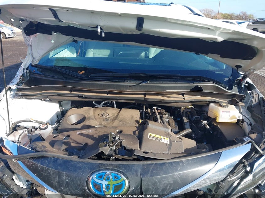 VIN 5TDYRKECXSS235836 2025 TOYOTA SIENNA XLE