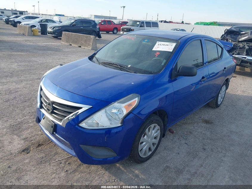 2015 Nissan Versa 1.6 S+