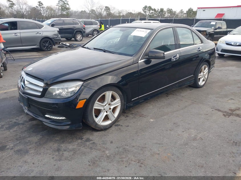 2011 Mercedes-Benz C 300 Luxury 4Matic/Sport 4Matic