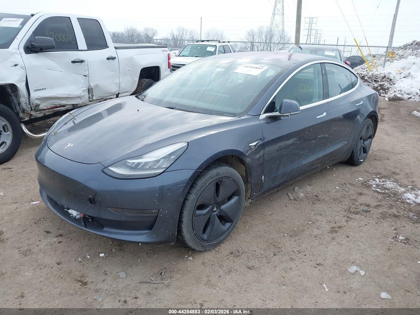 2018 Tesla Model 3 Long Range/Mid Range