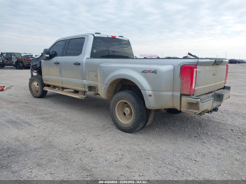 2024 FORD F-350 auction photo 3
