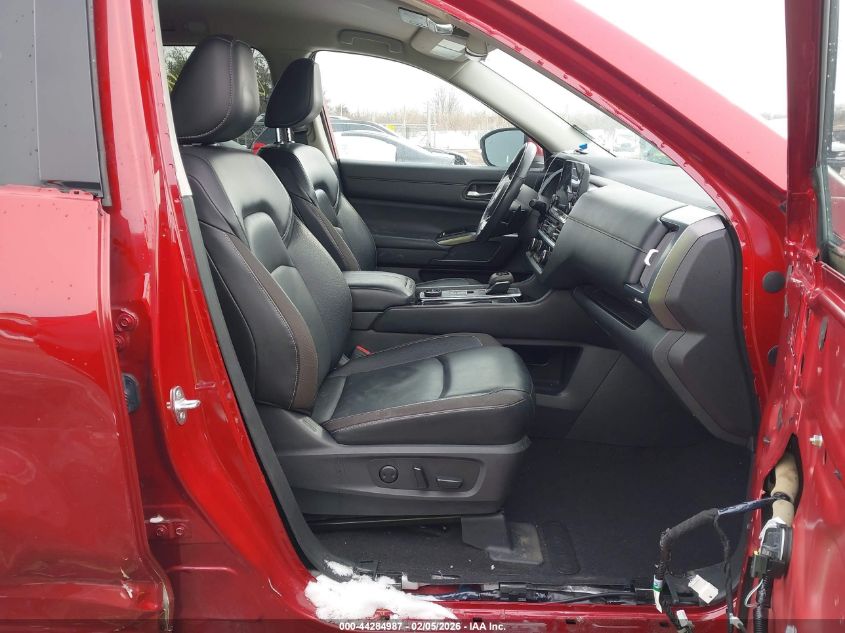 2023 Nissan Pathfinder Sl 4Wd