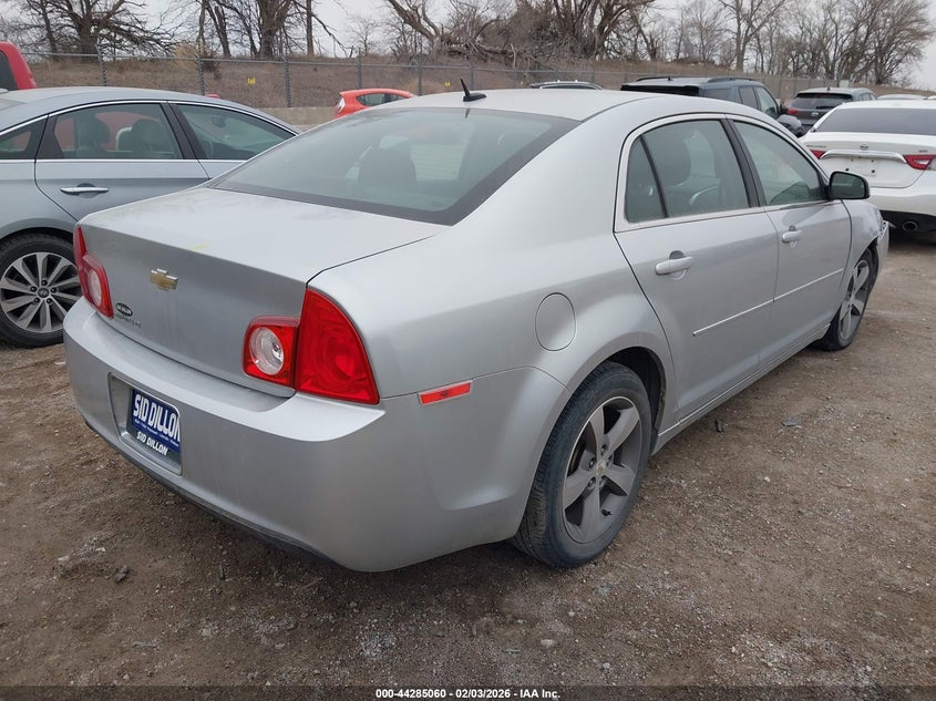2011 CHEVROLET MALIBU auction photo 4