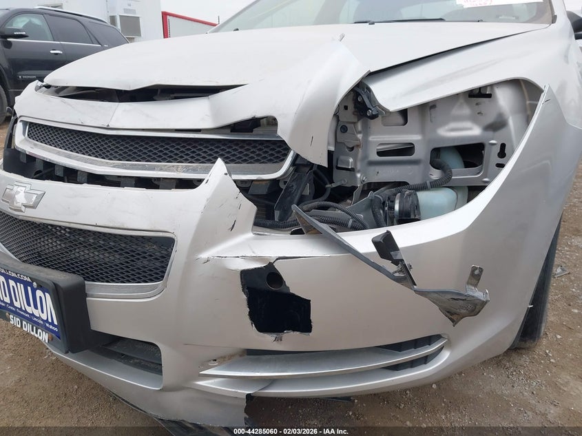 2011 CHEVROLET MALIBU auction photo 6