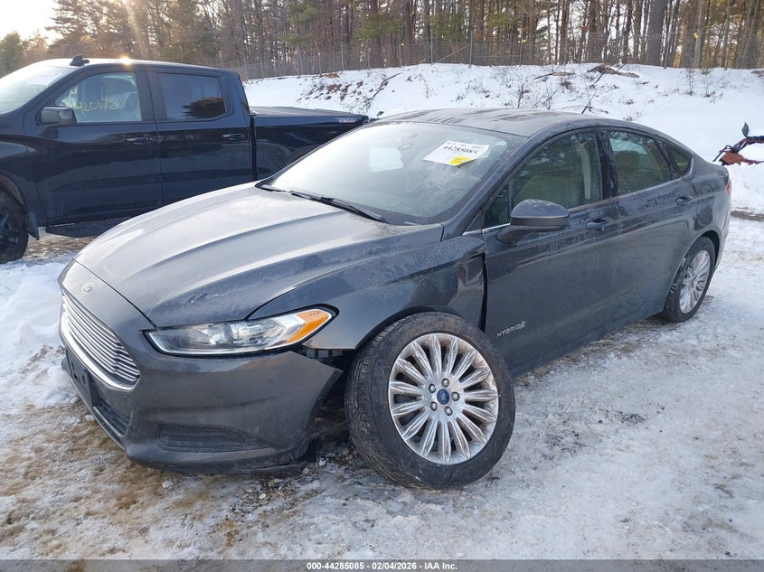 2015 Ford Fusion Hybrid S