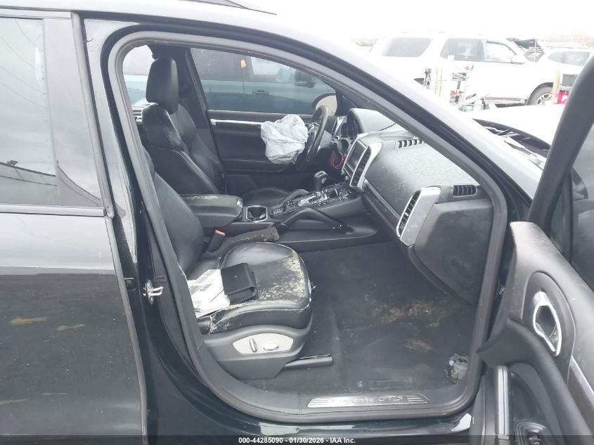 2013 Porsche Cayenne Gts