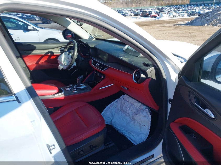 2021 Alfa Romeo Stelvio Ti Awd