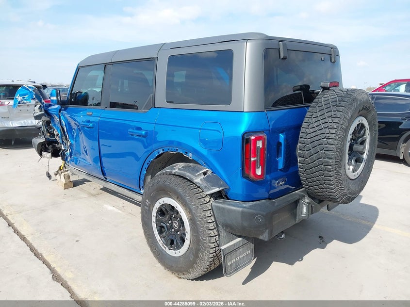 2024 Ford Bronco Outer Banks