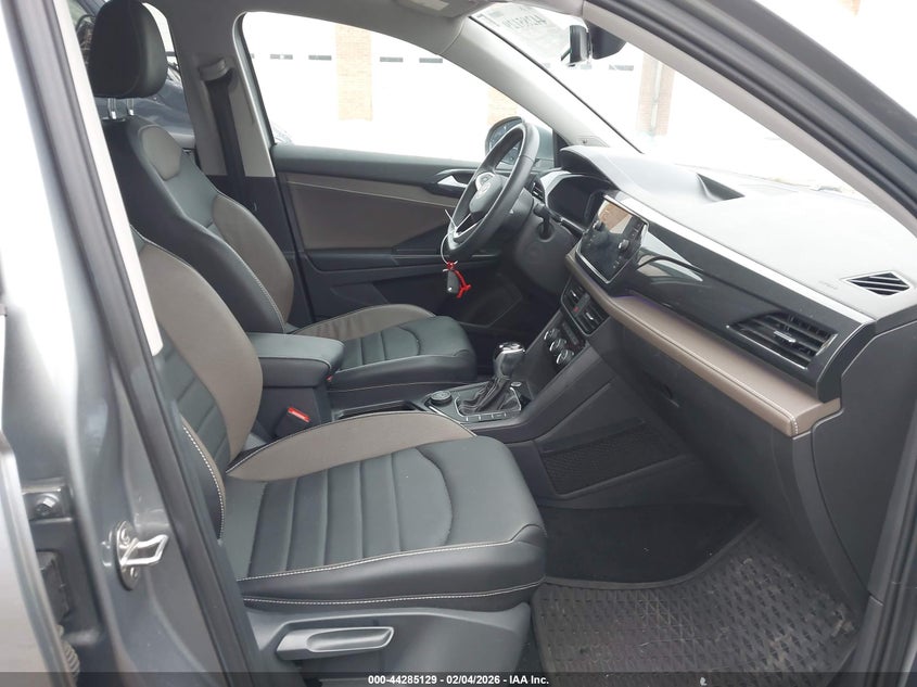 2022 Volkswagen Taos 1.5T Sel