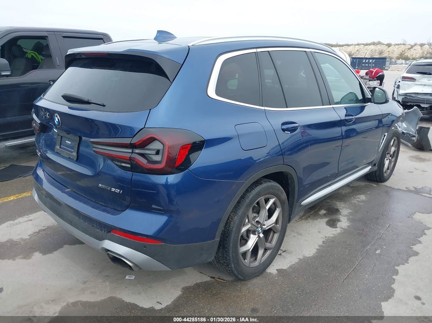 2022 BMW X3 xDrive30I