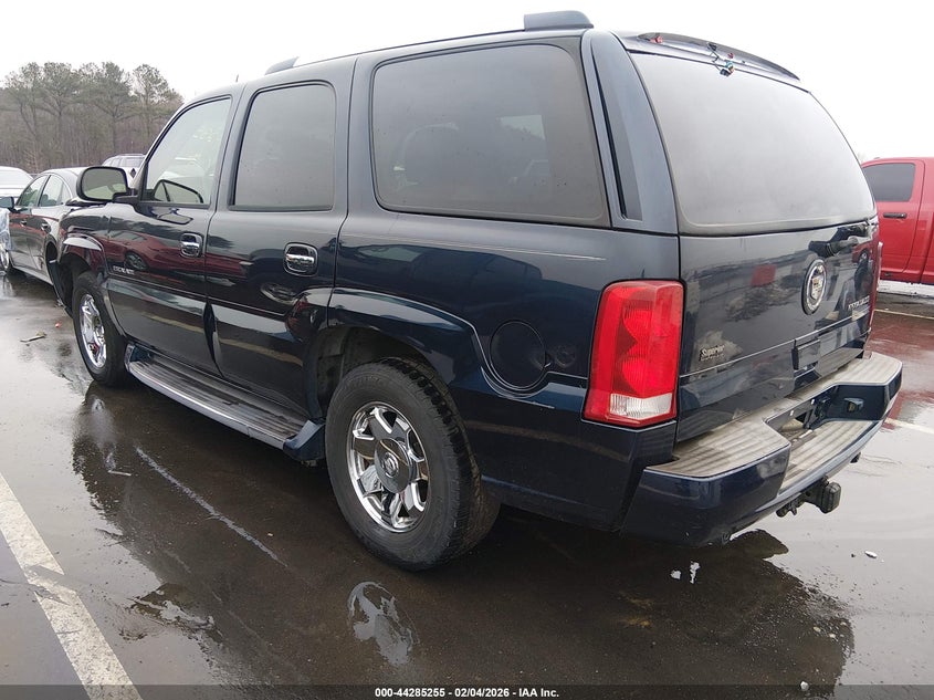 2004 Cadillac Escalade Standard