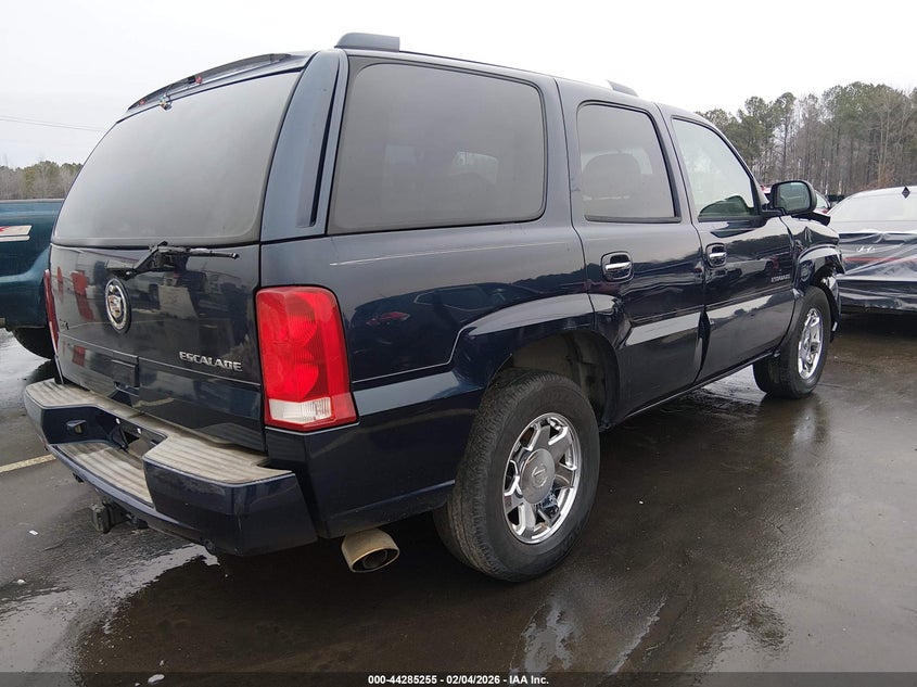 2004 Cadillac Escalade Standard