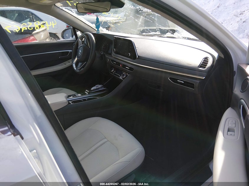 2022 Hyundai Sonata Sel