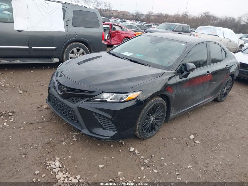 2020 Toyota Camry Se Nightshade Edition