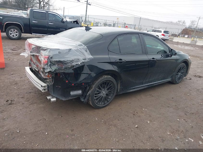 2020 Toyota Camry Se Nightshade Edition