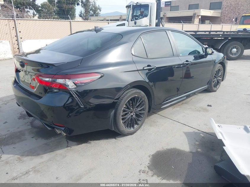 2021 Toyota Camry Se Nightshade Edition