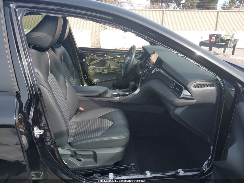 2021 Toyota Camry Se Nightshade Edition