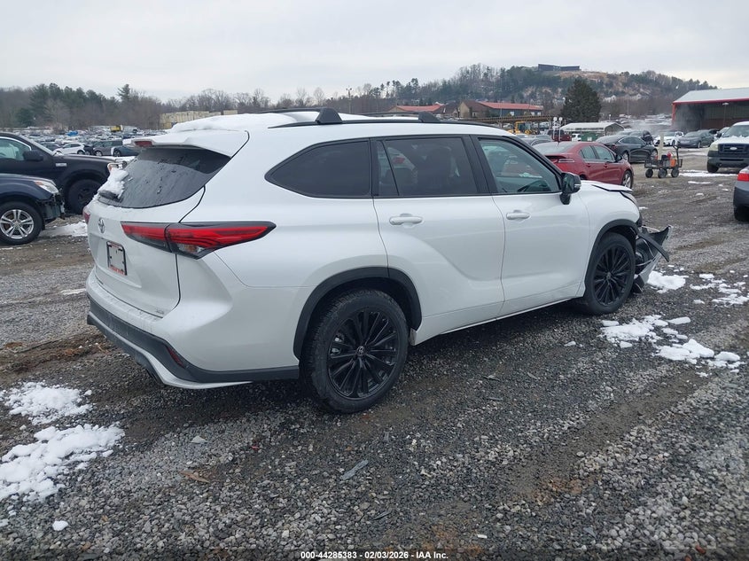 2023 Toyota Highlander Xse