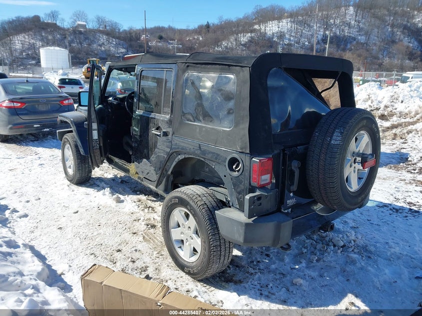 2016 Jeep Wrangler Unlimited Sahara