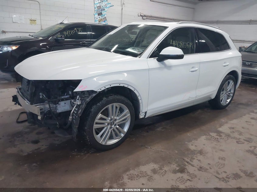 2018 Audi Q5 2.0T Premium/2.0T Tech Premium