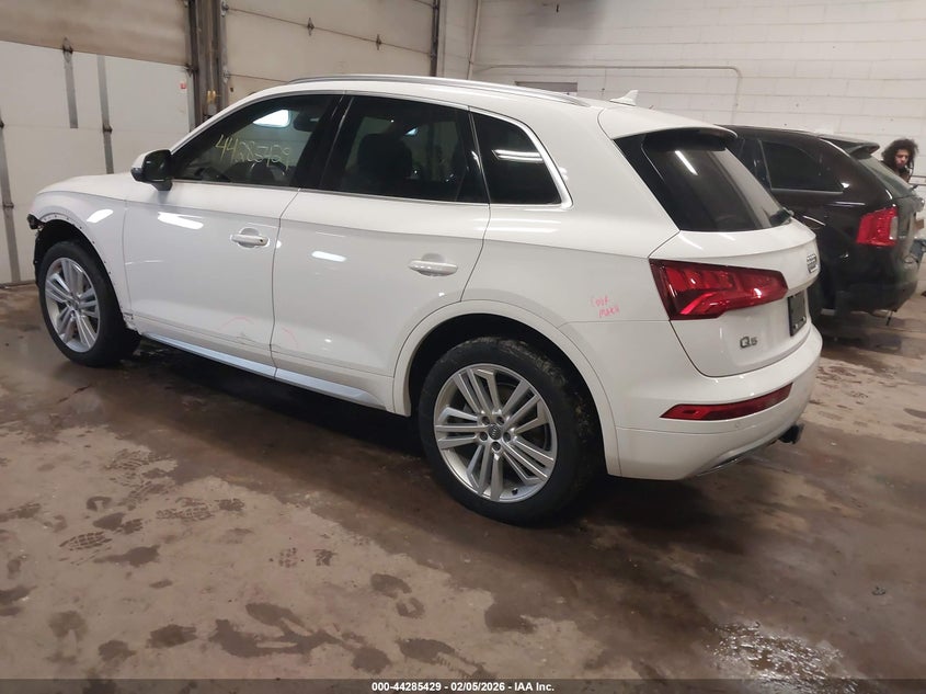 2018 Audi Q5 2.0T Premium/2.0T Tech Premium