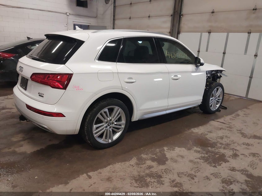 2018 Audi Q5 2.0T Premium/2.0T Tech Premium