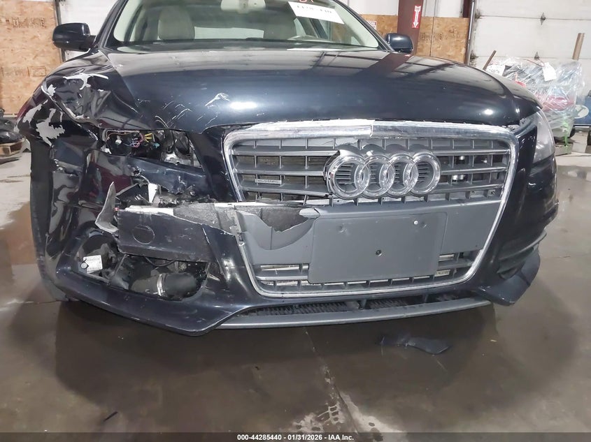 2012 Audi A4 2.0 2.0T Premium grey Lot 111044285440 Vin WAUFFAFL0CN014095