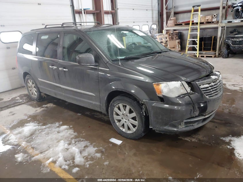 2015 Chrysler Town & Country Touring