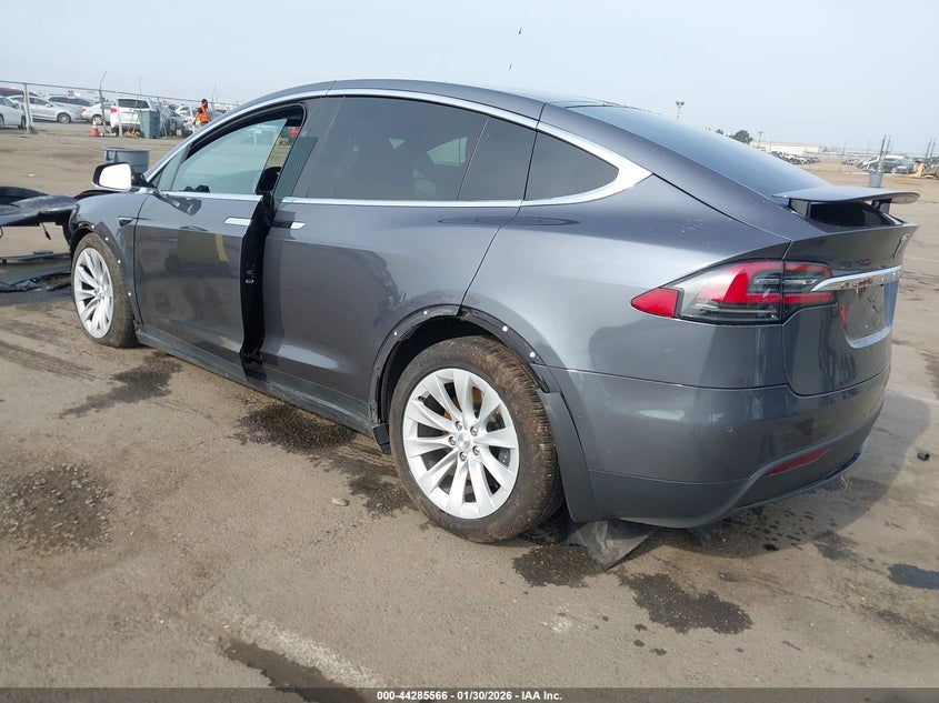 2021 Tesla Model X Long Range Dual Motor All-Wheel Drive/Long Range Plus Dual Motor All-Wheel Drive