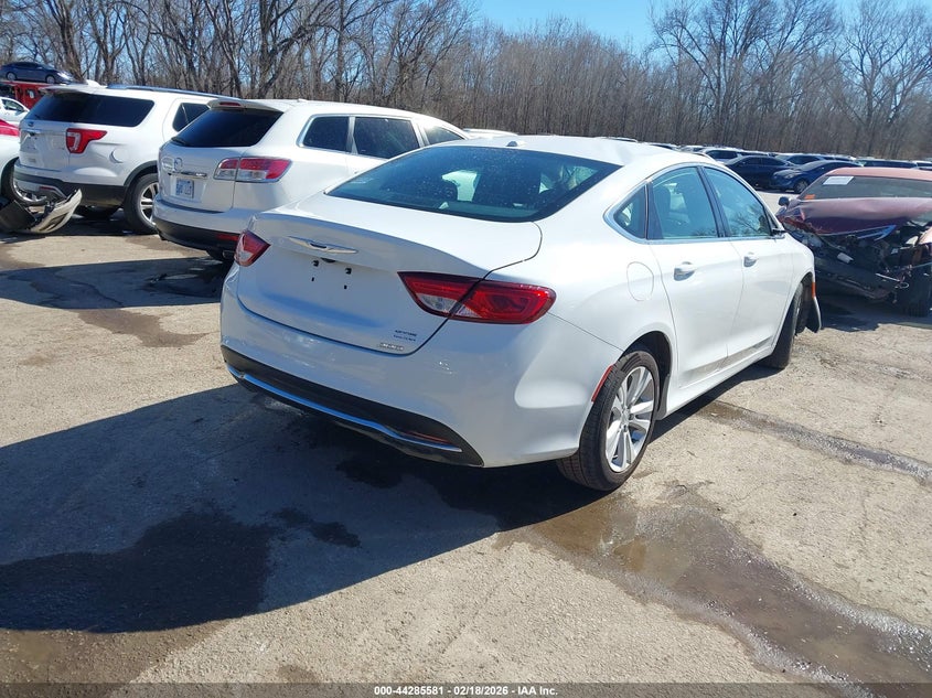 2015 Chrysler 200 Limited