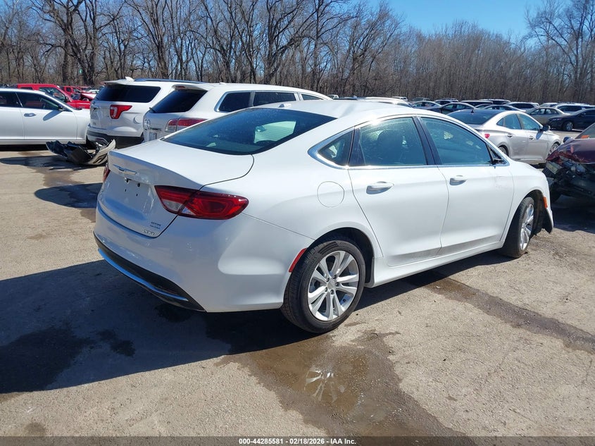 2015 Chrysler 200 Limited