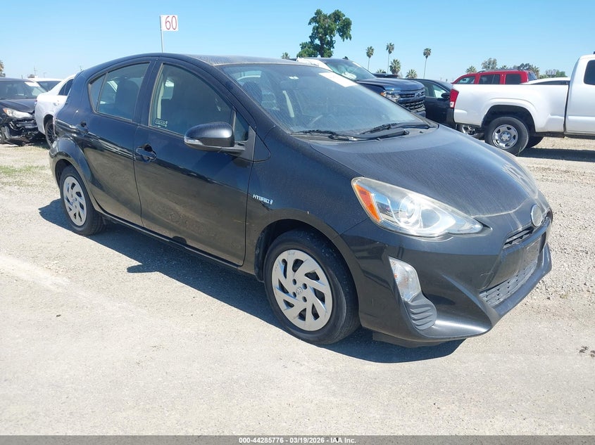 2016 TOYOTA PRIUS C TWO