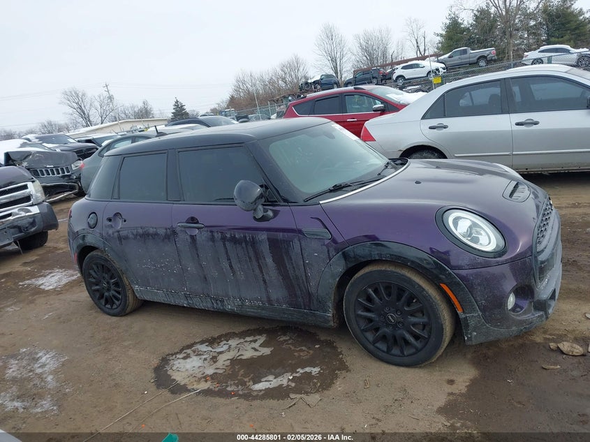 2017 Mini Hardtop Cooper S VIN: WMWXU3C3XH2B64365 Lot: 44285801