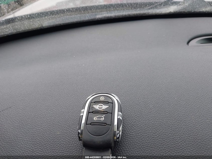 2017 Mini Hardtop Cooper S VIN: WMWXU3C3XH2B64365 Lot: 44285801