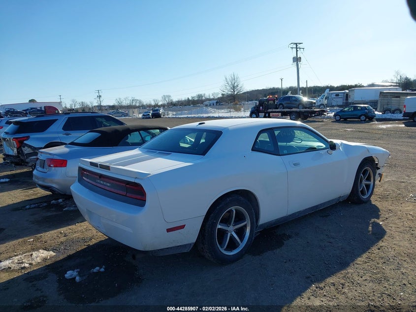 2010 Dodge Challenger Se