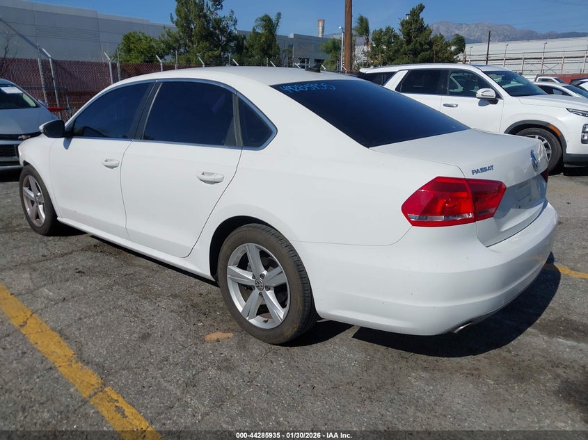 2012 Volkswagen Passat 2.5L Se