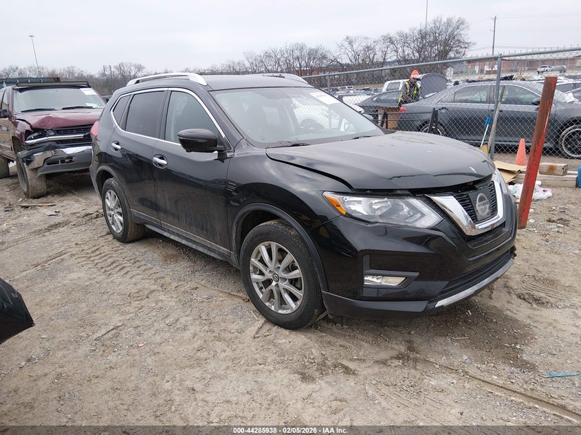 2017 Nissan Rogue Sv