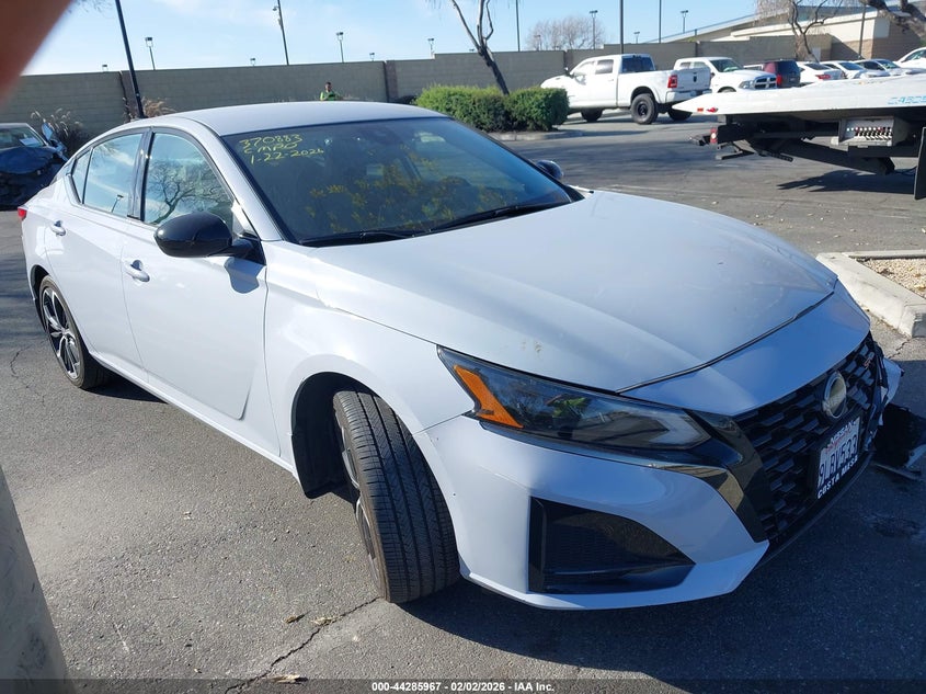 2024 Nissan Altima Sr Fwd