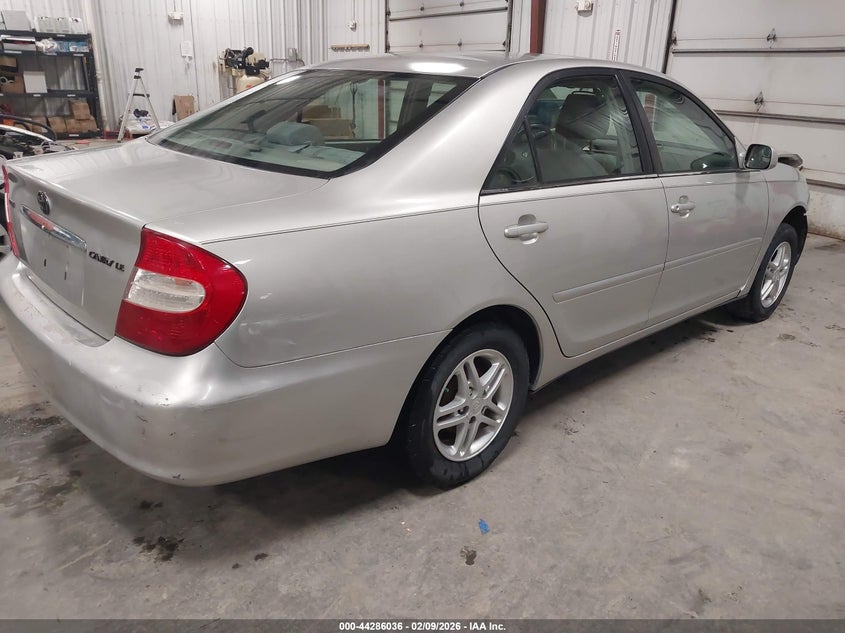 2004 Toyota Camry Le