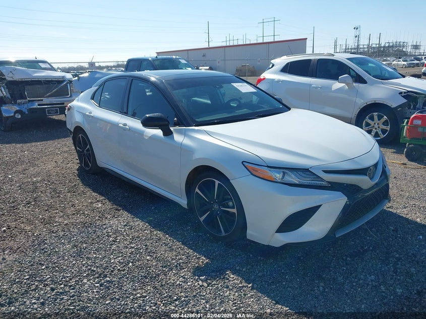 2020 Toyota Camry Xse