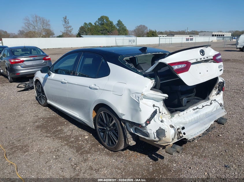 2020 Toyota Camry Xse