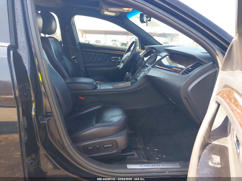 2016 Ford Taurus Limited