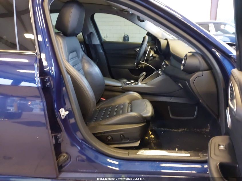 2019 Alfa Romeo Giulia Ti Sport Awd